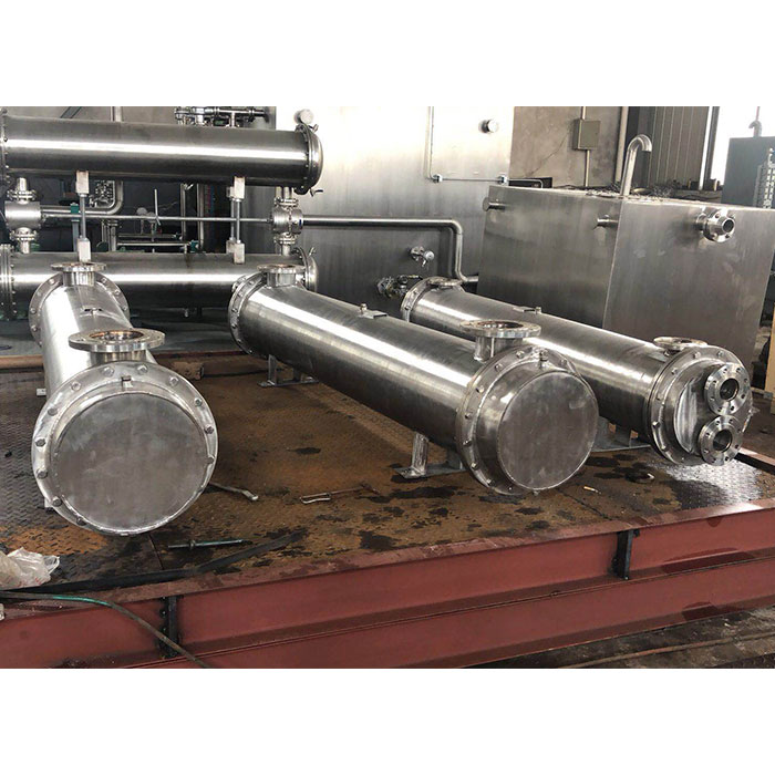 Intercambiador de calor de carcasa y tubos GL4