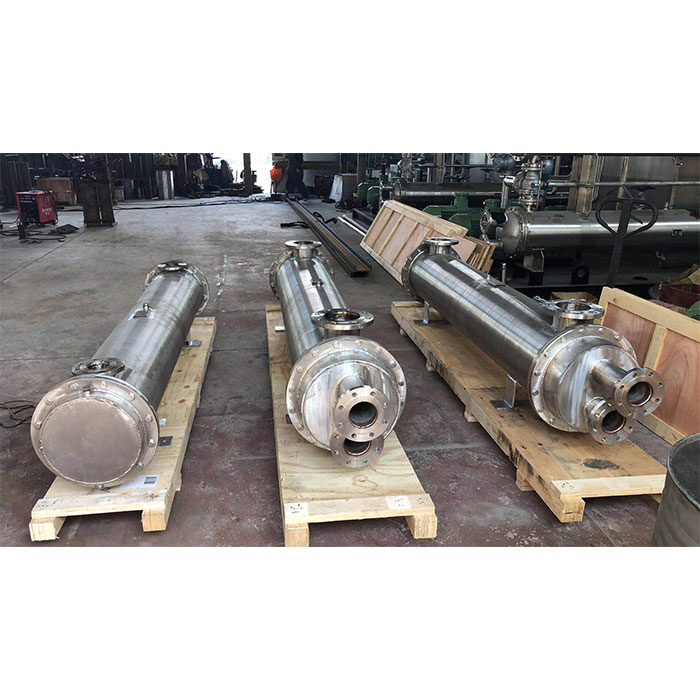 Intercambiador de calor de carcasa y tubos GL10